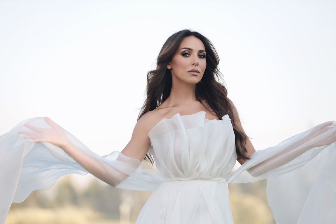 Все понятно без слов… Чёрно-белая история любви от EMINа и Алсу (ВИДЕО/ФОТО)