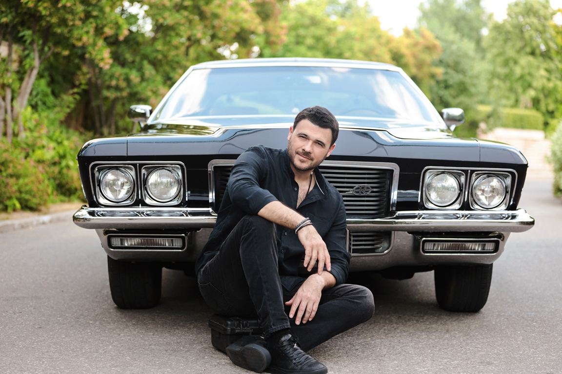 Все понятно без слов… Чёрно-белая история любви от EMINа и Алсу (ВИДЕО/ФОТО)