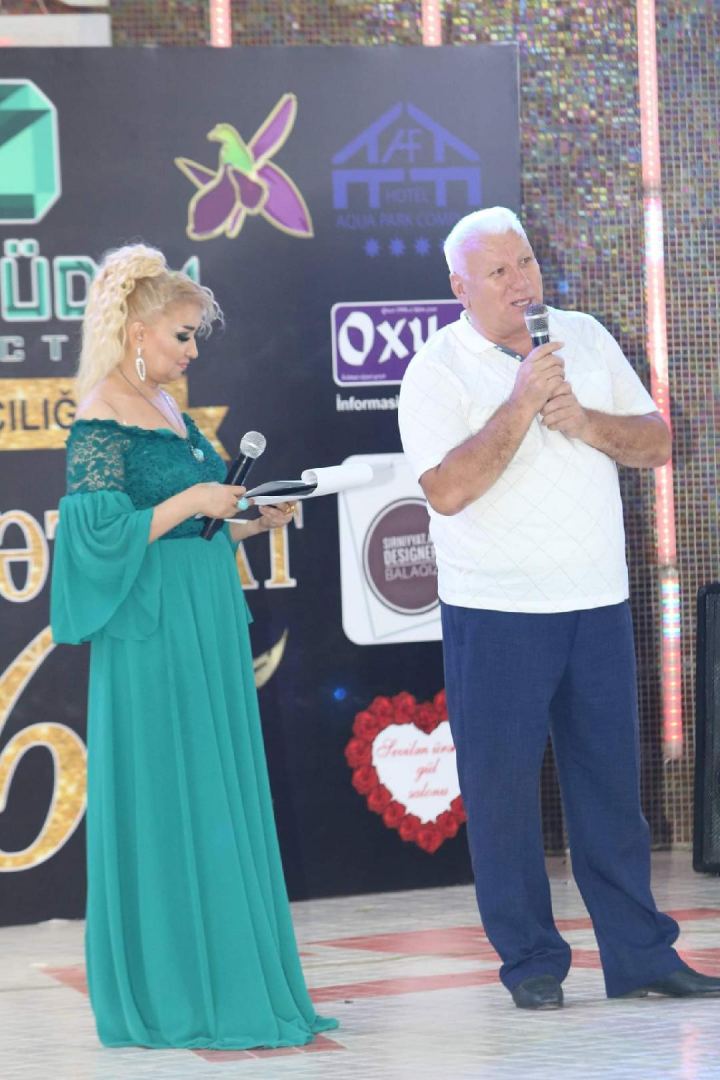 Аждар Зейналов в образе Гасан бека Зардаби. Церемония награждения артистов – друзей прессы (ВИДЕО, ФОТО)