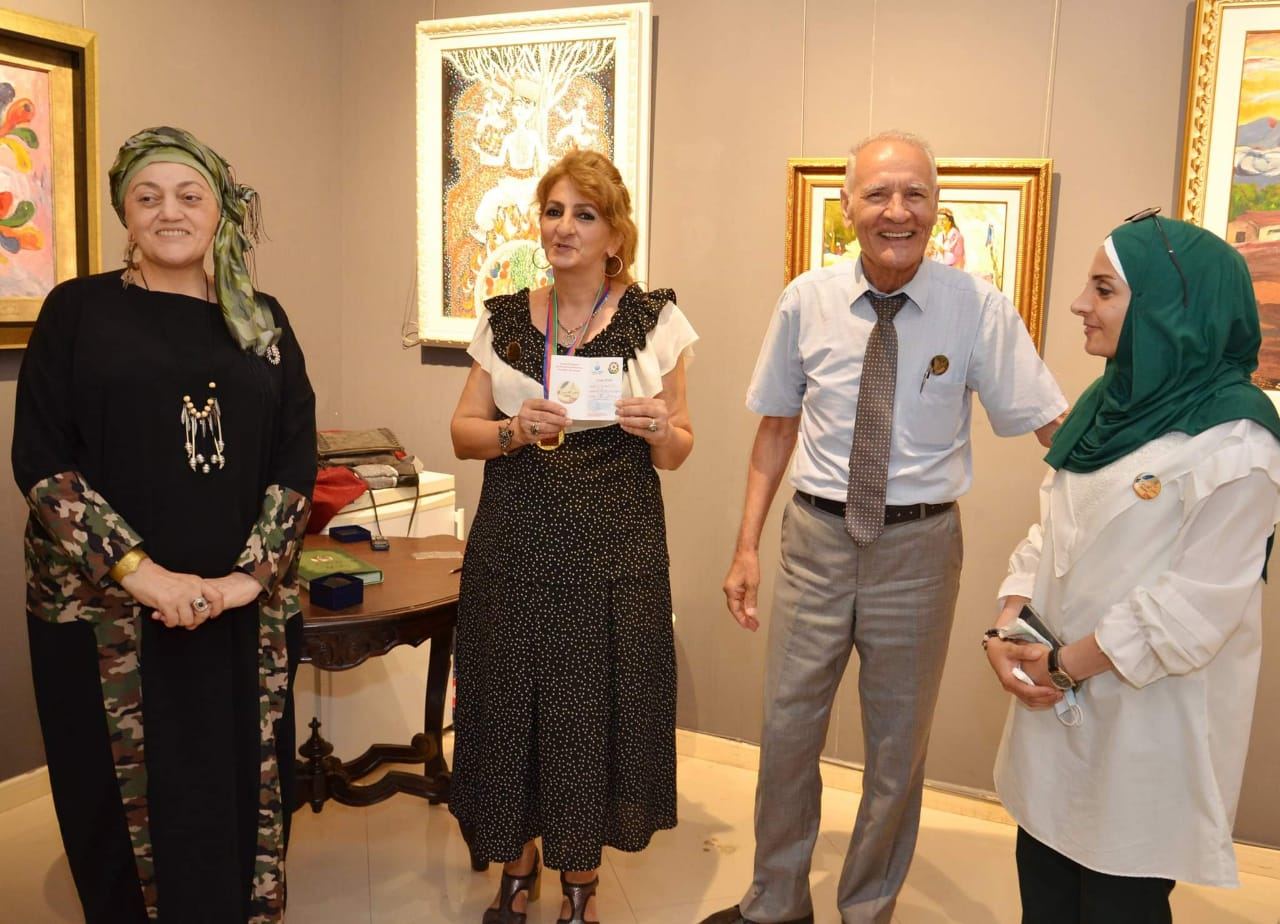 Корреспонденты АМИ Trend удостоены медали "Cəsarətli Qələm" (ФОТО)