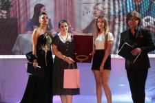 В Баку прошла церемония награждения независимой национальной премией "Mətbuatın dostu" (ФОТО)