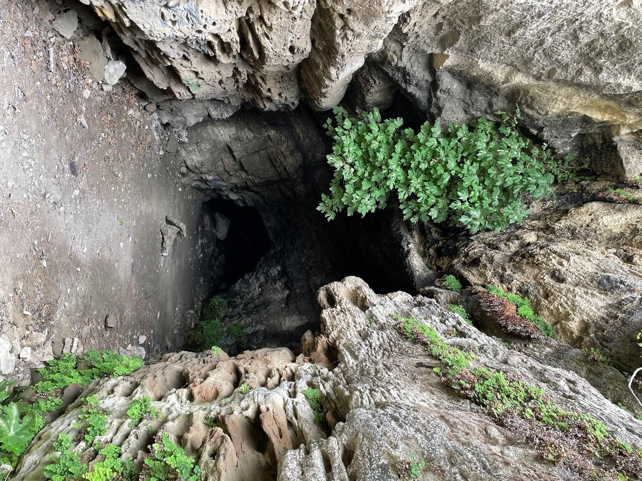 Награбленное Разиным богатство спрятано в Баку? Таинственная история горы Кюхлю и экологический туризм (ФОТО)