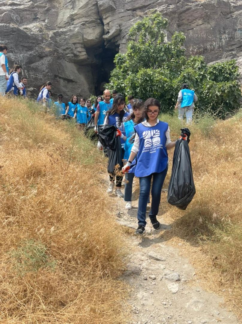 Награбленное Разиным богатство спрятано в Баку? Таинственная история горы Кюхлю и экологический туризм (ФОТО)