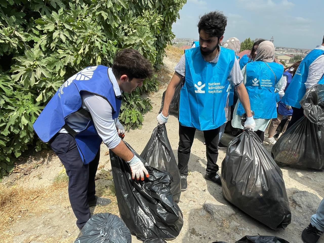 Награбленное Разиным богатство спрятано в Баку? Таинственная история горы Кюхлю и экологический туризм (ФОТО)