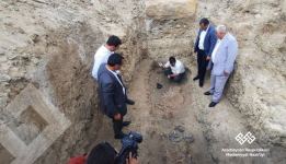 Археологические раскопки в Кешикчидаге - бронзовый меч, цилиндрическая печать и алтарь (ФОТО)