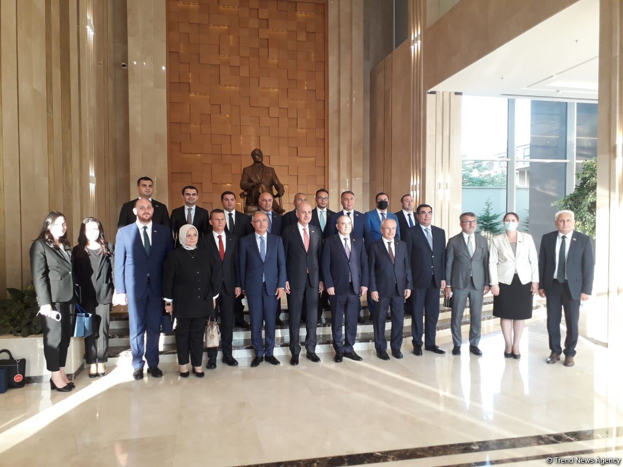 Визит в Азербайджан был очень продуктивным - первый зампредседателя правящей партии Турции (ФОТО)