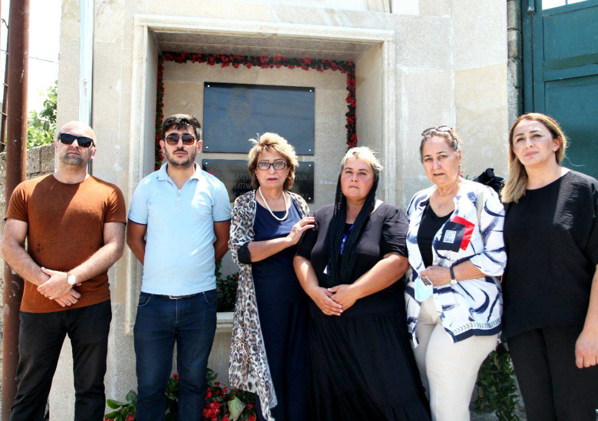 Ему всегда будет 19… Открыта мемориальная доска памяти шехида Алиаги Мамедова (ФОТО)