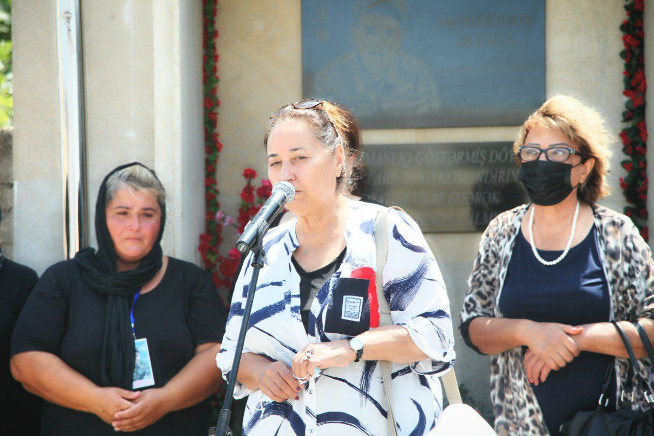 Ему всегда будет 19… Открыта мемориальная доска памяти шехида Алиаги Мамедова (ФОТО)