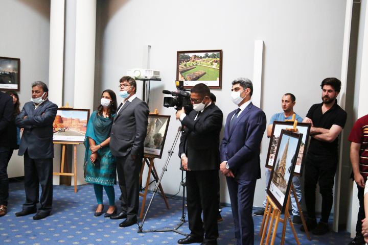 Жемчужины индийского культурного наследия в Гобустане (ФОТО)