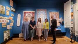 Два Юлиуса в Гулбене – об азербайджанских коврах рассказали в Латвии (ФОТО)