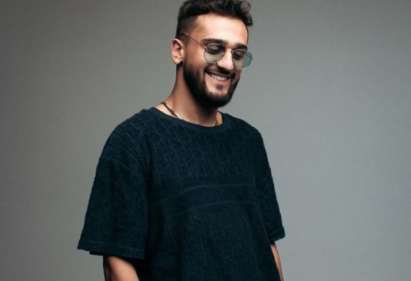 Азербайджанский исполнитель заключил контракт с Atlantic Records Russia