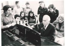 В Госфильмофонд Азербайджана переданы редкие материалы, связанные с творчеством Сулеймана Алескерова (ФОТО)