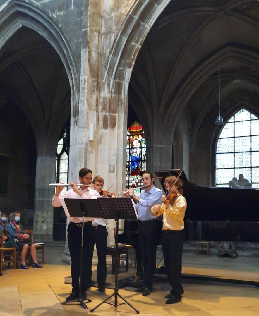 Три раза вызывали на бис – концерт азербайджанца в Париже (ФОТО/ВИДЕО)