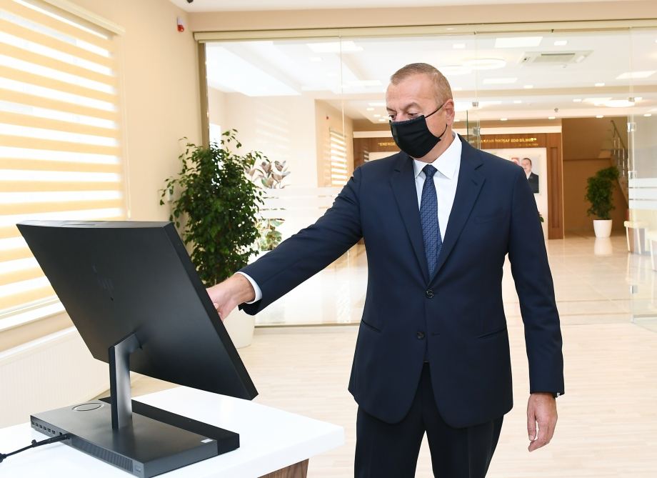 Президент Ильхам Алиев принял участие в открытии капитально реконструированной 500/330/220-киловольтной подстанции «Абшерон» (ФОТО/ВИДЕО)