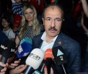 Здание Центра Гейдара Алиева освещено цветами флага Турции (ФОТО) (Версия 2)