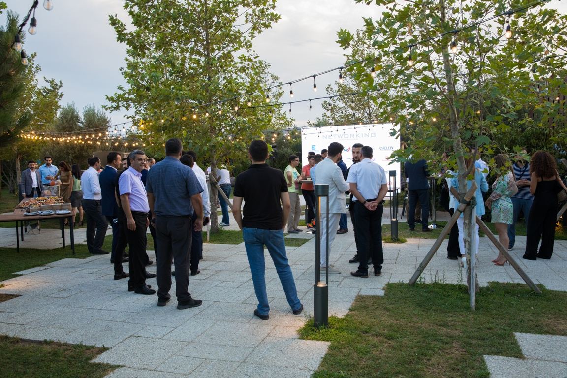 Бизнес-клуб Networking Azerbaijan обсудил последние тенденции в деловом мире (ФОТО)