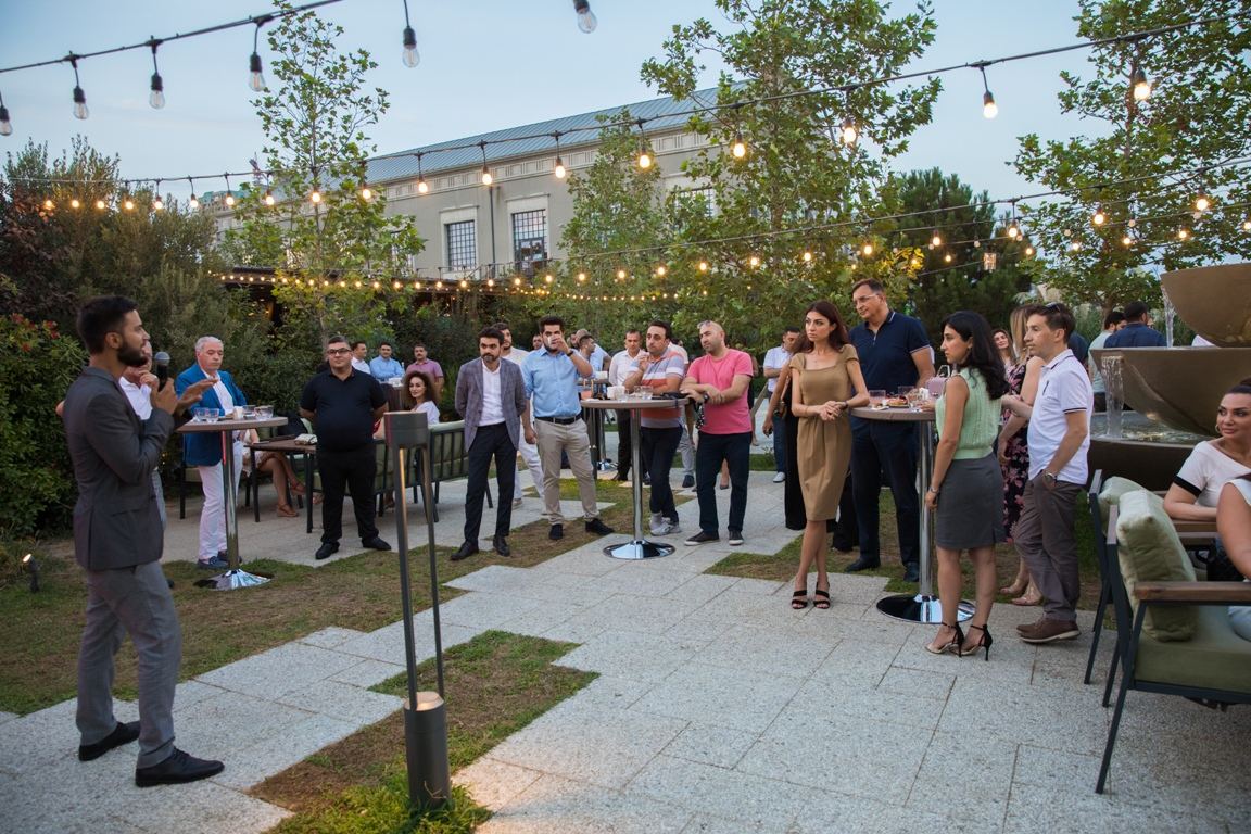 Бизнес-клуб Networking Azerbaijan обсудил последние тенденции в деловом мире (ФОТО)