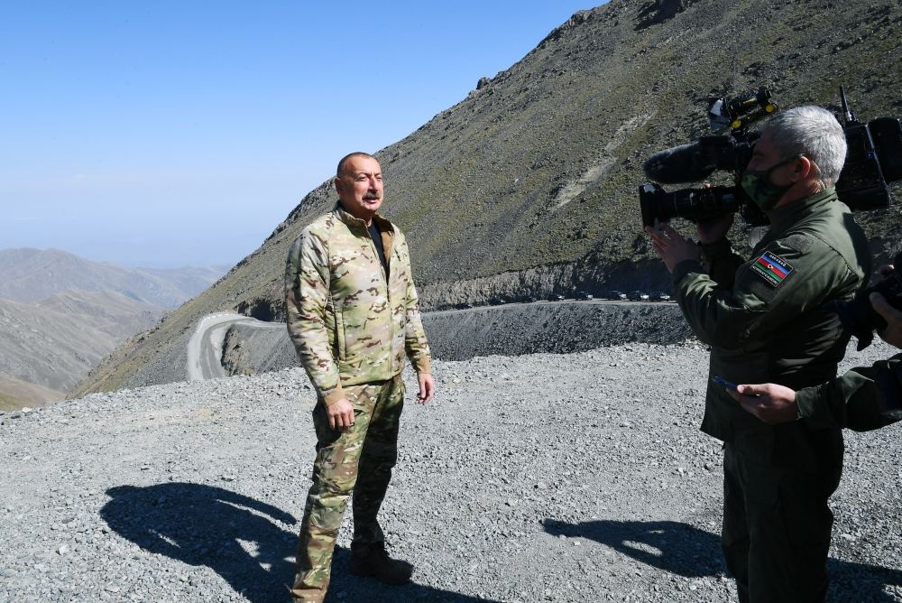 Президент Ильхам Алиев и Первая леди Мехрибан Алиева посетили Кяльбаджарский и Лачинский районы (ФОТО)