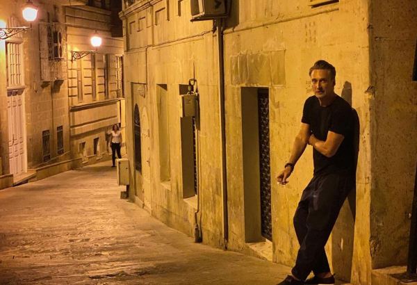 Известный российский стилист организовал виртуальную экскурсию по Ичеришехер (ФОТО/ВИДЕО)