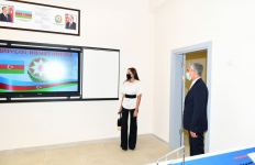Первый вице-президент Мехрибан Алиева приняла участие в открытии реконструированных учебных и образовательных учреждений в Хазарском районе (ФОТО/ВИДЕО)