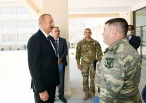 Президент Азербайджана Ильхам Алиев и Первая леди Мехрибан Алиева приняли участие в церемонии предоставления квартир и автомобилей семьям шехидов, инвалидам и героям Отечественной войны в Абшеронском районе (ФОТО/ВИДЕО)