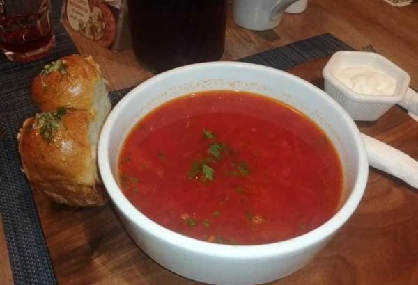 Борщ, котлеты по-киевски и вареники – дегустация в Баку блюд украинской кухни (ФОТО)