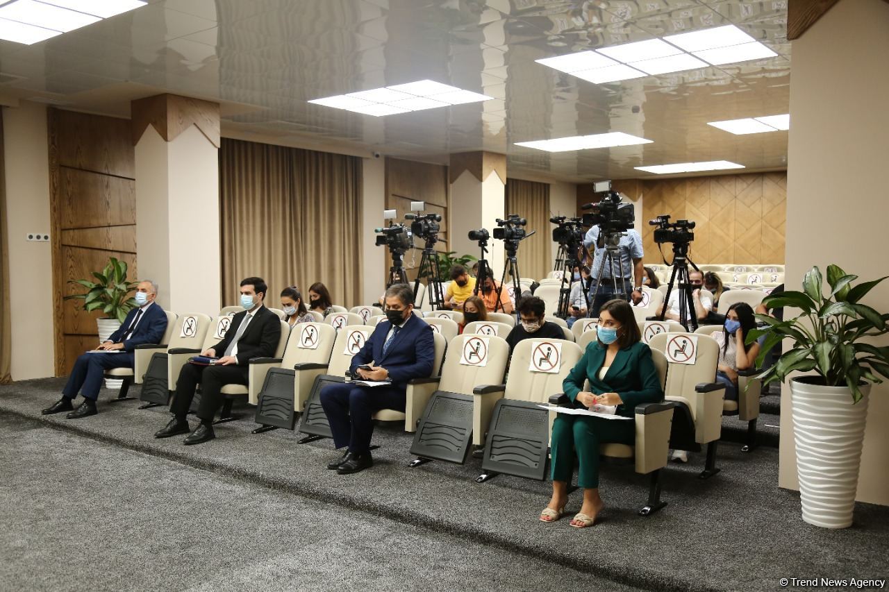 Азербайджан изменил правила импорта из 23 стран (ФОТО)