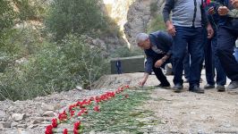 Жители Кельбаджара после 28 лет разлуки посетили родные края (ФОТО)