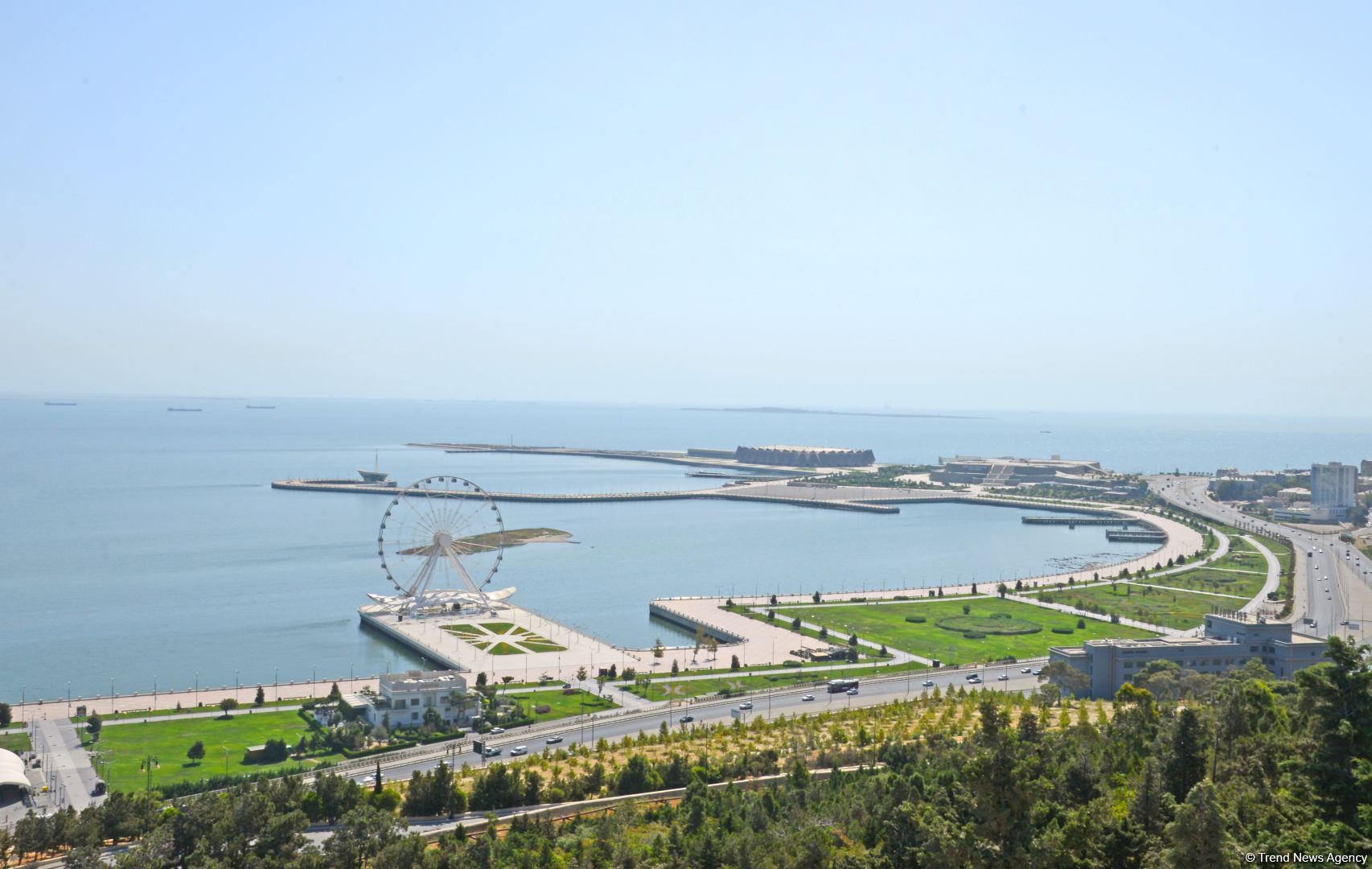 Баку: гармония старины и современности (Фотосессия)