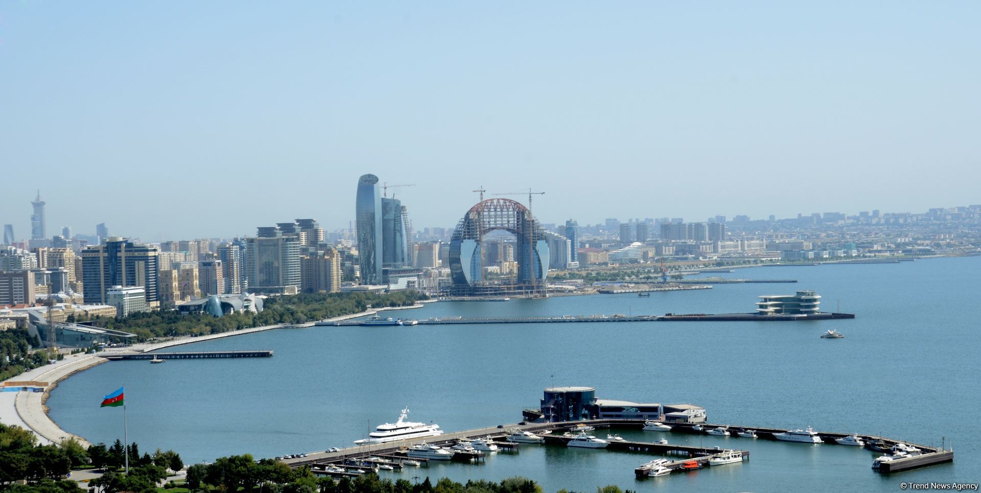 Баку: гармония старины и современности (Фотосессия)