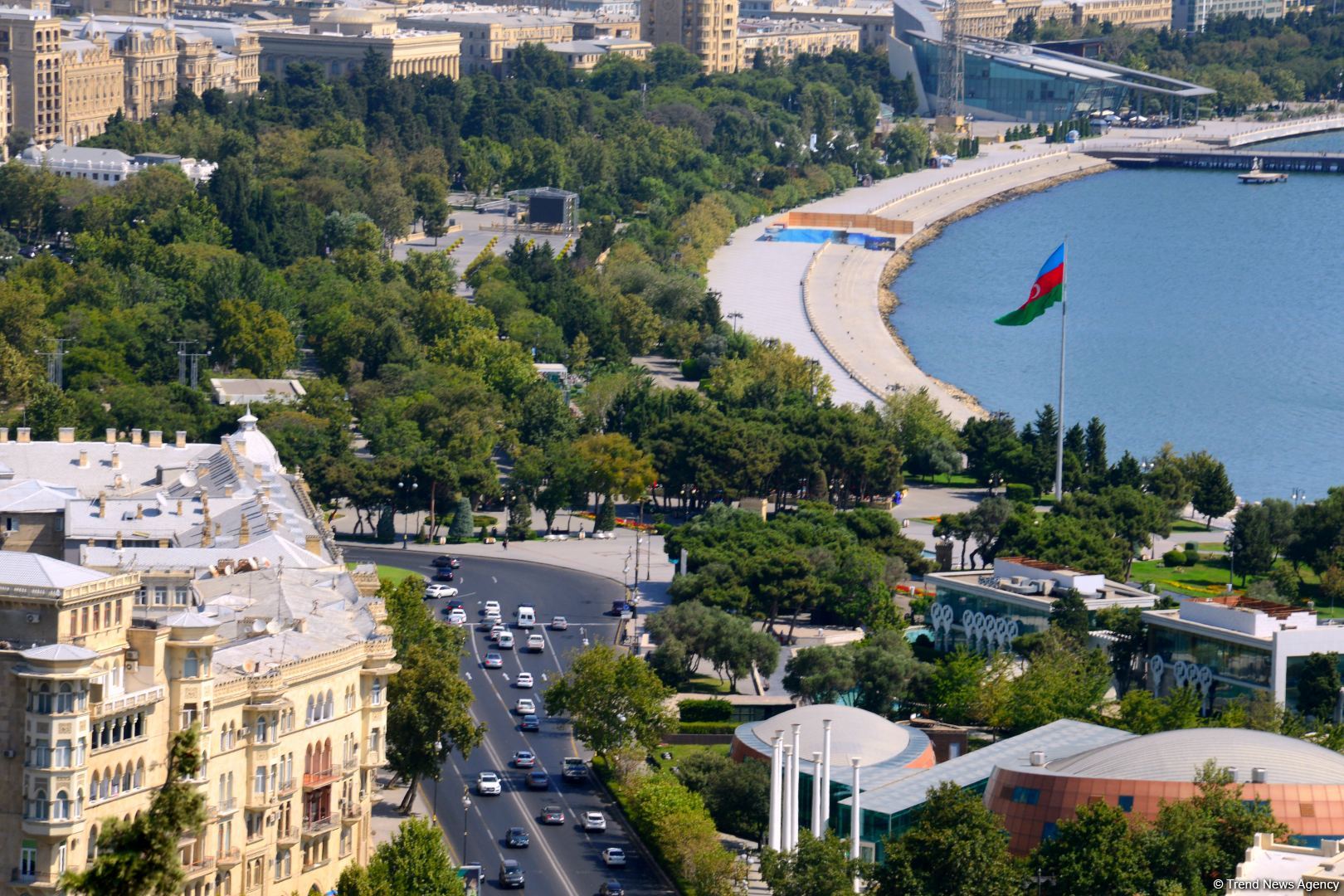 Азербайджан стремится стать центром межрегиональных коммуникаций в направлении Восток-Запад - итальянский исследователь