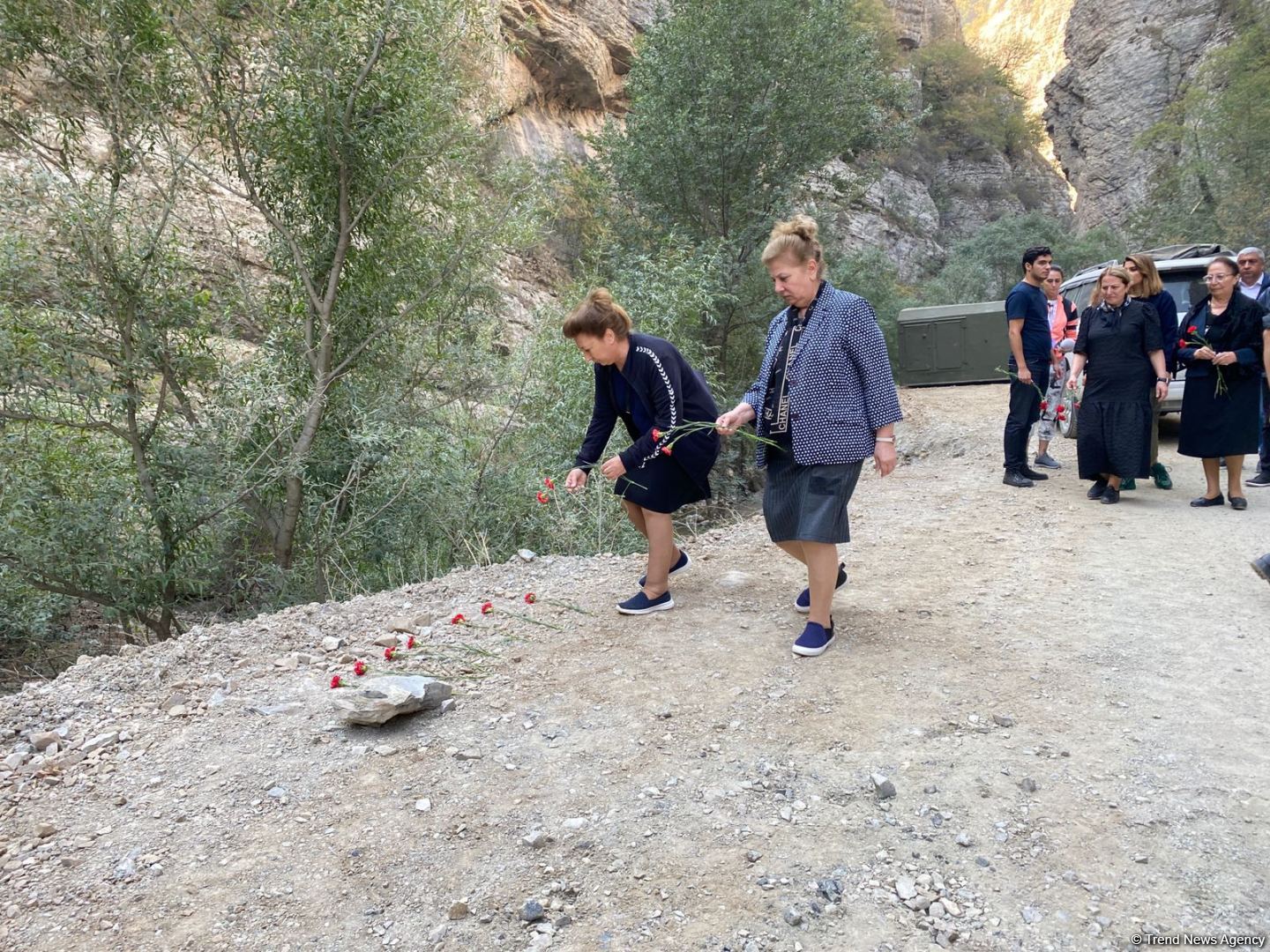 Жители Кельбаджара после 28 лет разлуки посетили родные края (ФОТО)