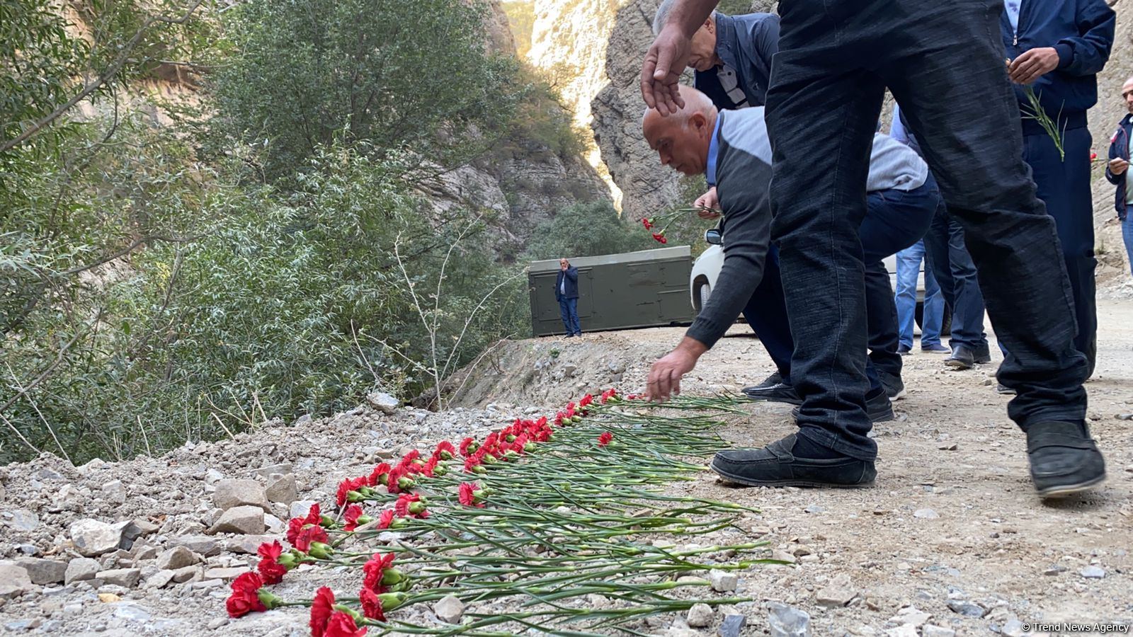 Жители Кельбаджара после 28 лет разлуки посетили родные края (ФОТО)