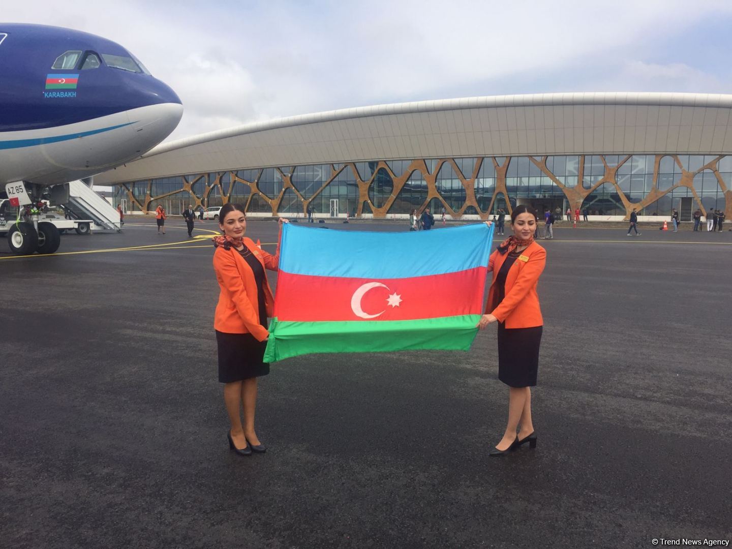 Историческое событие: В аэропорту Физули приземлился самолет AZAL «KARABAKH» (ФОТО/ВИДЕО)
