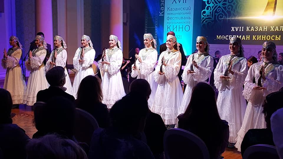 Азербайджанский актер и режиссер на красной дорожке Казанского кинофестиваля (ФОТО)