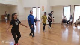 С любовью к искусству: "Инклюзивный театр" в Баку (ФОТО)