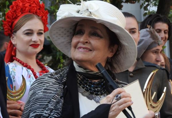 Актриса фильма Telefonçu qız удостоена премии "Киевская Пектораль"