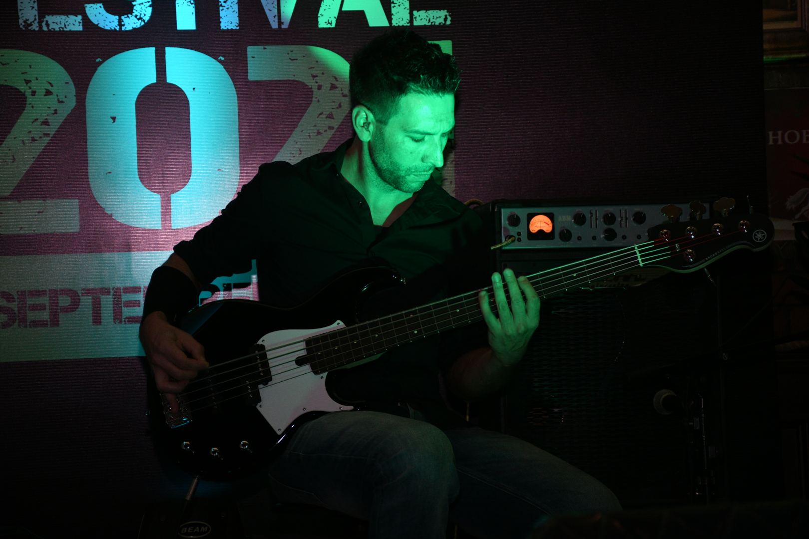 Яркое звучание, драйв и энергия – музыканты из Турции и Люксембурга исполняют джаз в Баку (ВИДЕО/ФОТО)