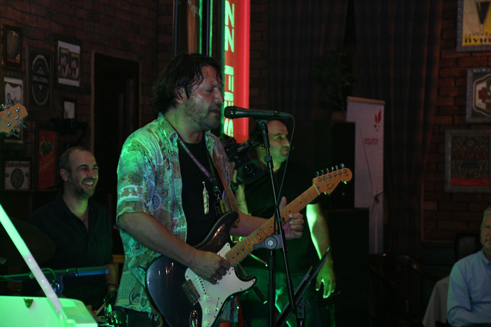 Яркое звучание, драйв и энергия – музыканты из Турции и Люксембурга исполняют джаз в Баку (ВИДЕО/ФОТО)