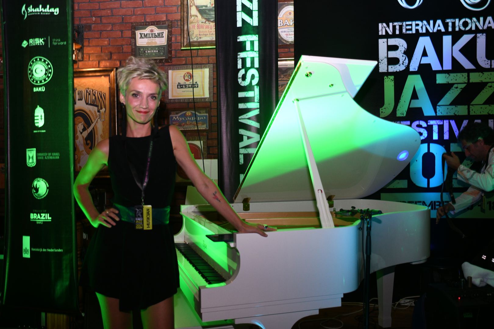 Яркое звучание, драйв и энергия – музыканты из Турции и Люксембурга исполняют джаз в Баку (ВИДЕО/ФОТО)