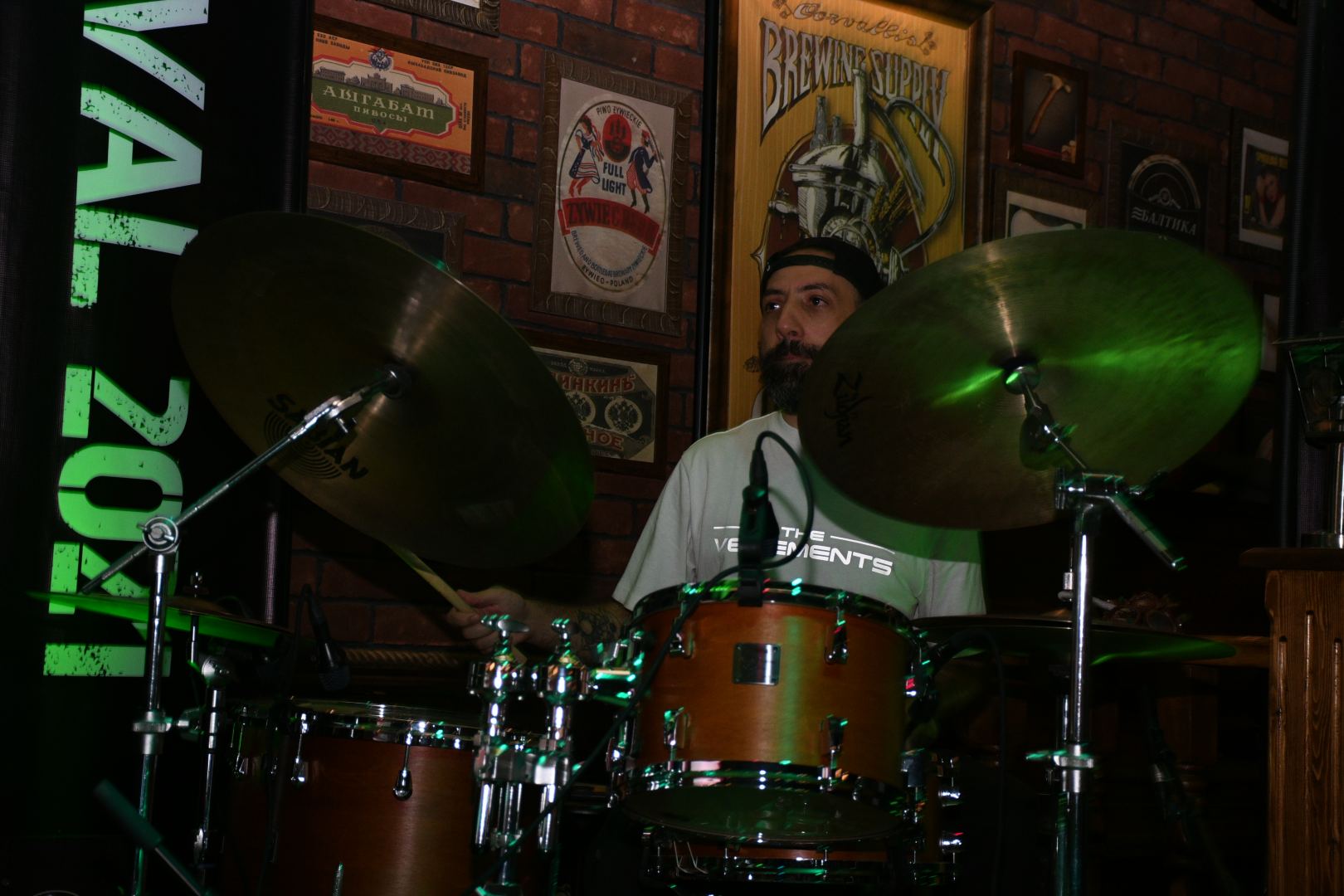 Исфар Сарабский за белым роялем – незабываемые мгновения Бакинского джаз-фестиваля (ФОТО/ВИДЕО)