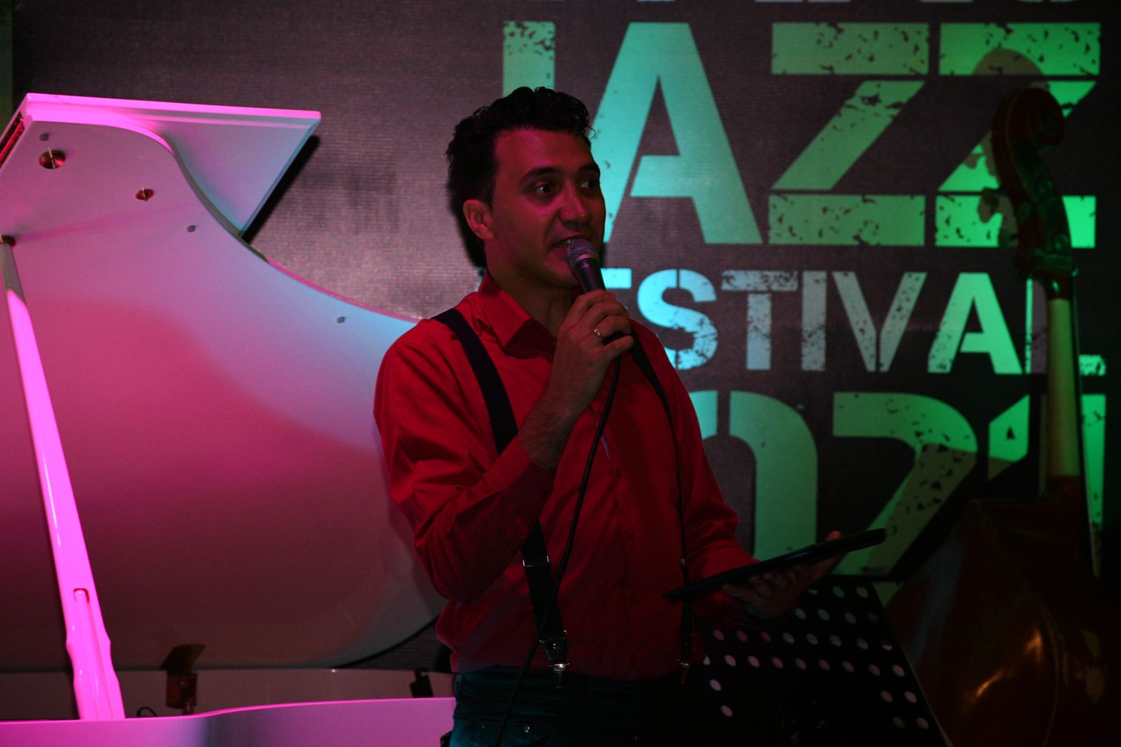 Исфар Сарабский за белым роялем – незабываемые мгновения Бакинского джаз-фестиваля (ФОТО/ВИДЕО)