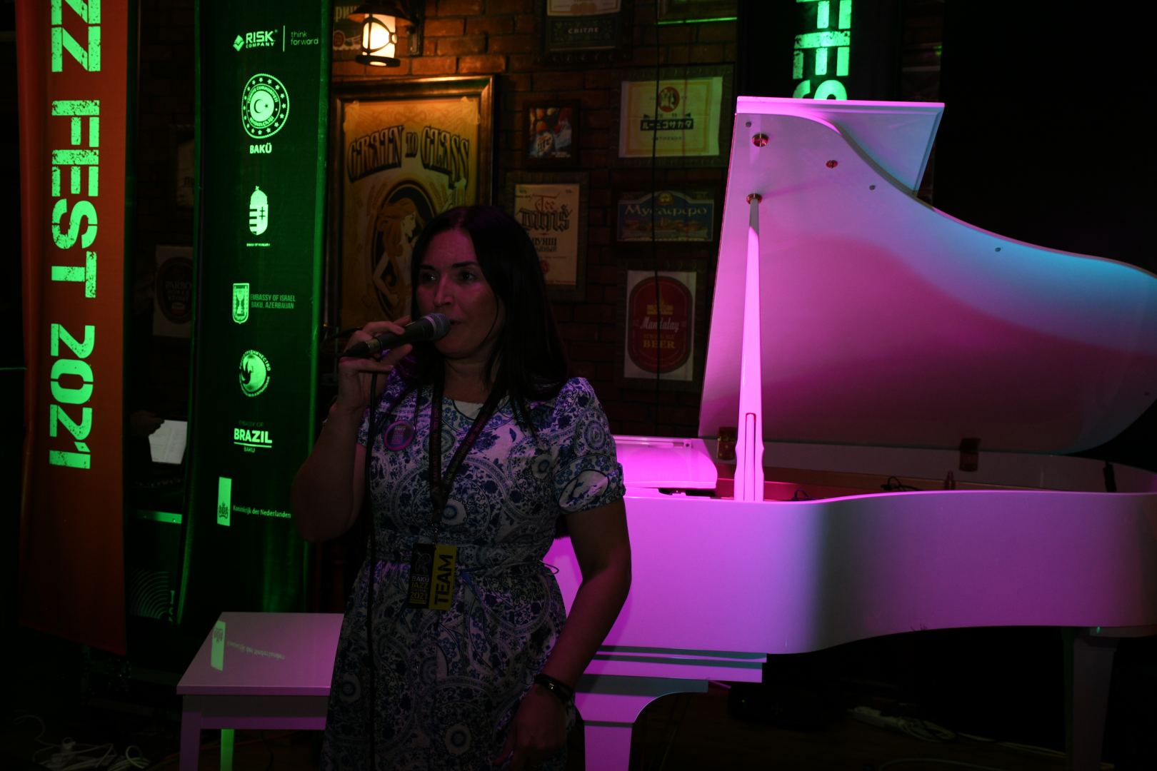 Исфар Сарабский за белым роялем – незабываемые мгновения Бакинского джаз-фестиваля (ФОТО/ВИДЕО)