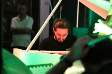 Массовый гипноз в Баку – это просто не поддается описанию словами… (ВИДЕО, ФОТО)