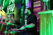 Массовый гипноз в Баку – это просто не поддается описанию словами… (ВИДЕО, ФОТО)