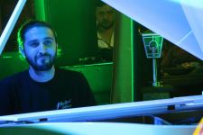 Массовый гипноз в Баку – это просто не поддается описанию словами… (ВИДЕО, ФОТО)