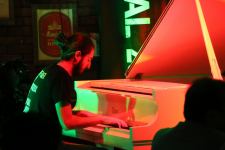 Массовый гипноз в Баку – это просто не поддается описанию словами… (ВИДЕО, ФОТО)