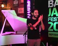 Массовый гипноз в Баку – это просто не поддается описанию словами… (ВИДЕО, ФОТО)