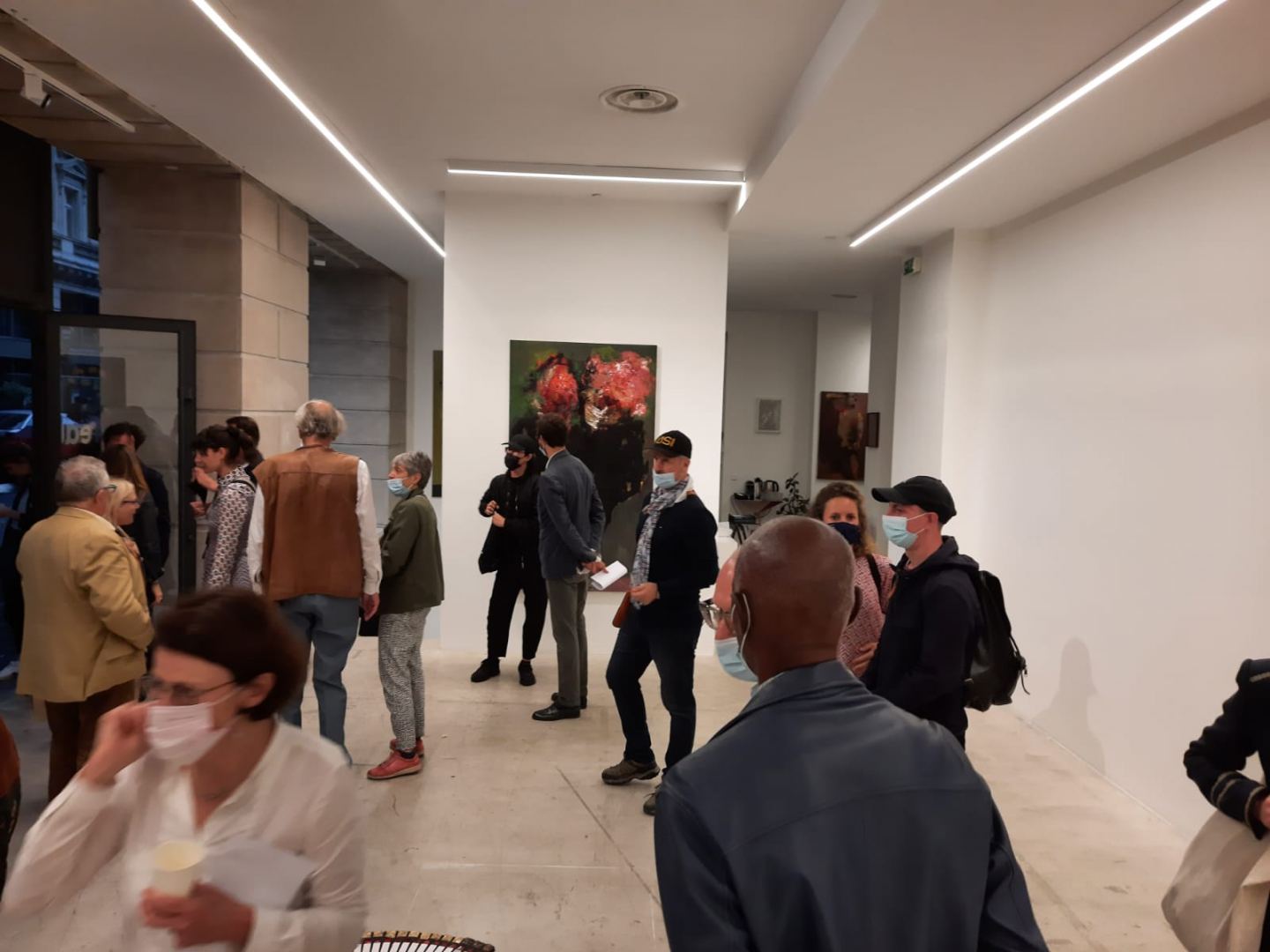 Азербайджанец дал карт-бланш французам, или Творческий порыв "в неположенных местах" Парижа (ФОТО)