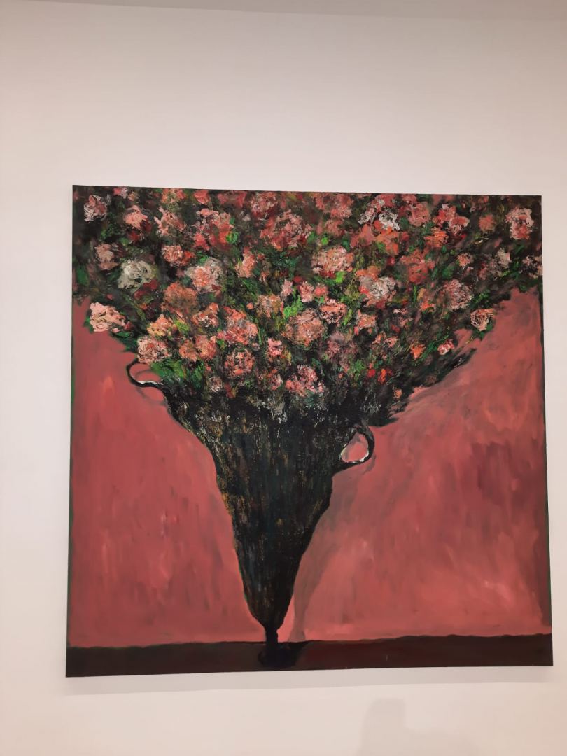 Азербайджанец дал карт-бланш французам, или Творческий порыв "в неположенных местах" Парижа (ФОТО)